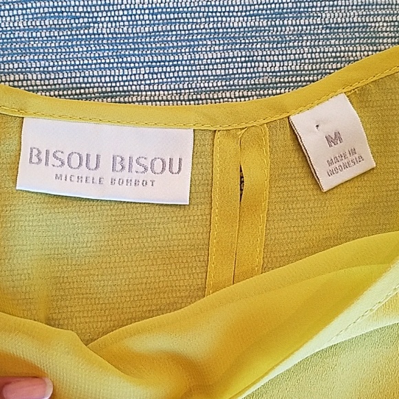 Bisou Bisou blouse - Picture 2 of 7